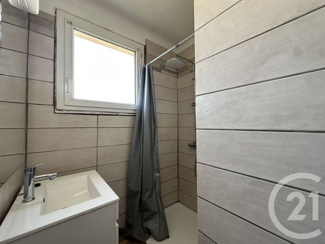 Appartement T3 &agrave; vendre - 3 pi&egrave;ces - 60,33 m2 - Agde - 34 - LANGUEDOC-ROUSSILLON