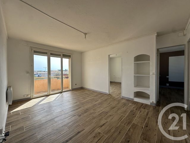 Appartement T3 &agrave; vendre - 3 pi&egrave;ces - 60,33 m2 - Agde - 34 - LANGUEDOC-ROUSSILLON