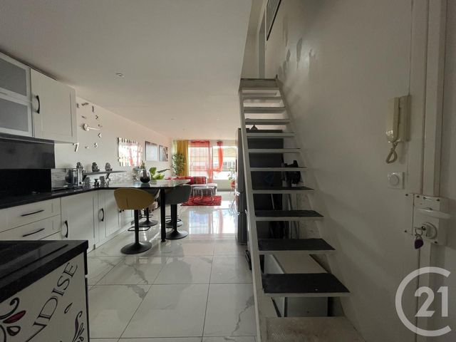 Appartement Duplex &agrave; vendre - 4 pi&egrave;ces - 90,35 m2 - Le Cap D Agde - 34 - LANGUEDOC-ROUSSILLON