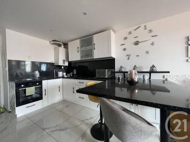 Appartement Duplex &agrave; vendre - 4 pi&egrave;ces - 90,35 m2 - Le Cap D Agde - 34 - LANGUEDOC-ROUSSILLON
