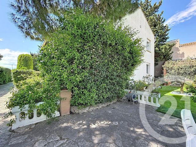 Maison &agrave; vendre - 7 pi&egrave;ces - 220,20 m2 - Vias - 34 - LANGUEDOC-ROUSSILLON