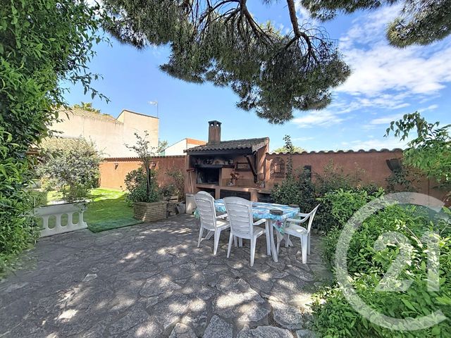 Maison &agrave; vendre - 7 pi&egrave;ces - 220,20 m2 - Vias - 34 - LANGUEDOC-ROUSSILLON
