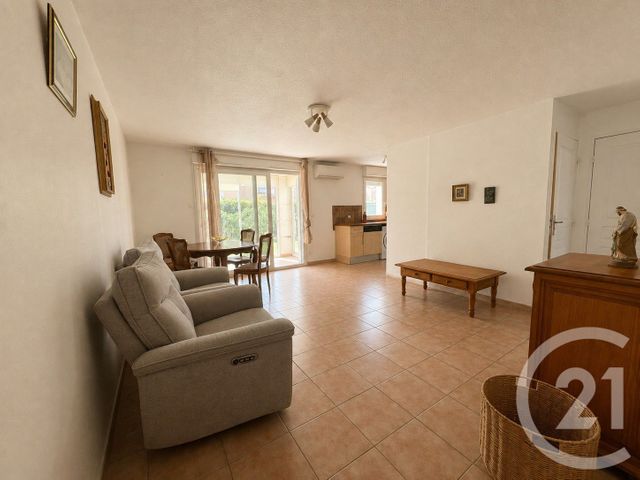 Appartement T3 &agrave; vendre - 3 pi&egrave;ces - 55,62 m2 - Agde - 34 - LANGUEDOC-ROUSSILLON