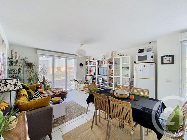 Appartement T3 &agrave; vendre - 3 pi&egrave;ces - 54,12 m2 - Agde - 34 - LANGUEDOC-ROUSSILLON