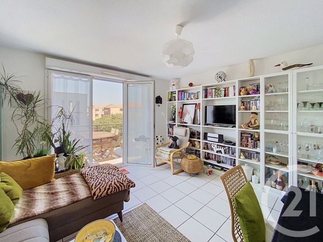 Appartement T3 &agrave; vendre - 3 pi&egrave;ces - 54,12 m2 - Agde - 34 - LANGUEDOC-ROUSSILLON