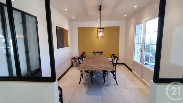 Maison à vendre - 7 pièces - 200 m2 - La Ville Du Bois - 91 - ILE-DE-FRANCE