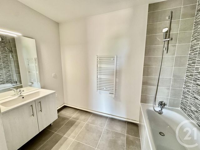 Appartement T3 &agrave; louer - 3 pi&egrave;ces - 63,84 m2 - Toulouse - 31 - MIDI-PYRENEES