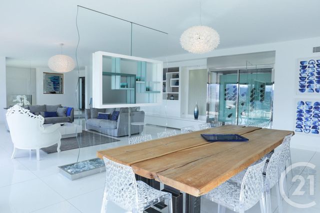 Maison à louer - 6 pièces - 390 m2 - L Ile Rousse - 202 - CORSE