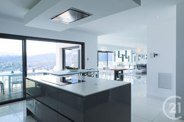 Maison à louer - 6 pièces - 390 m2 - L Ile Rousse - 202 - CORSE