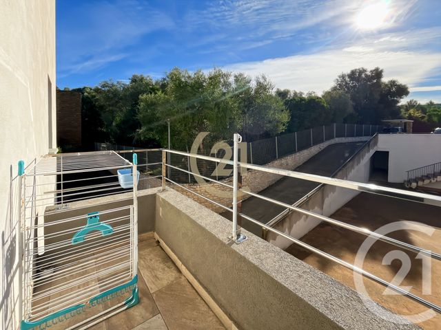 Appartement T2 à louer - 2 pièces - 52,64 m2 - St Florent - 202 - CORSE