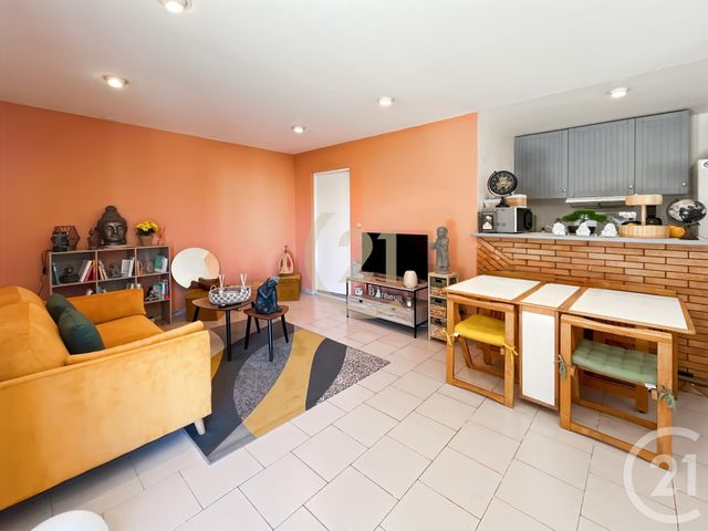 Appartement T2 à louer - 2 pièces - 40,11 m2 - Calvi - 202 - CORSE