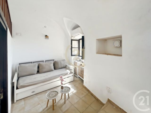 Appartement Studio &agrave; louer - 1 pi&egrave;ce - 17 m2 - Belgodere - 202 - CORSE