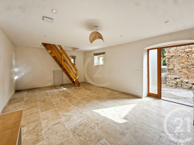 Maison &agrave; louer - 3 pi&egrave;ces - 69,34 m2 - Calenzana - 202 - CORSE
