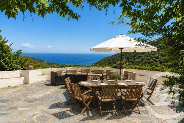 Maison &agrave; vendre - 9 pi&egrave;ces - 262,24 m2 - San Martino Di Lota - 202 - CORSE