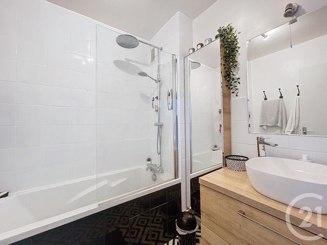 Appartement T3 à vendre - 3 pièces - 73,71 m2 - Vannes - 56 - BRETAGNE