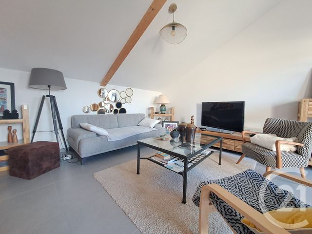 Appartement T4 à vendre - 4 pièces - 91,42 m2 - Chassieu - 69 - RHONE-ALPES