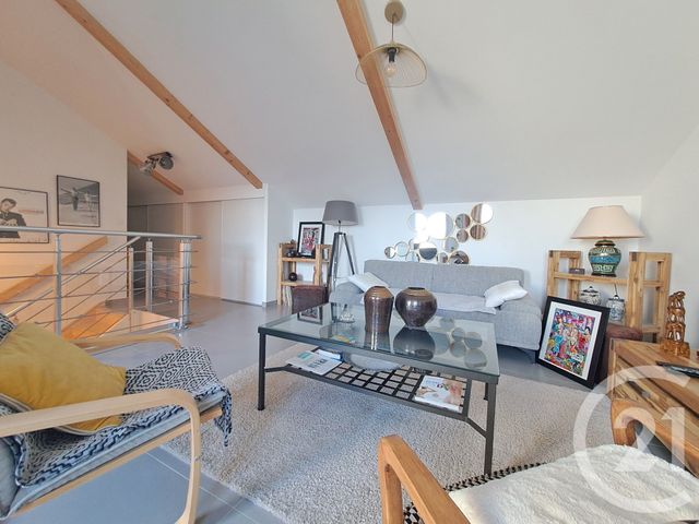 Appartement T4 à vendre - 4 pièces - 91,42 m2 - Chassieu - 69 - RHONE-ALPES