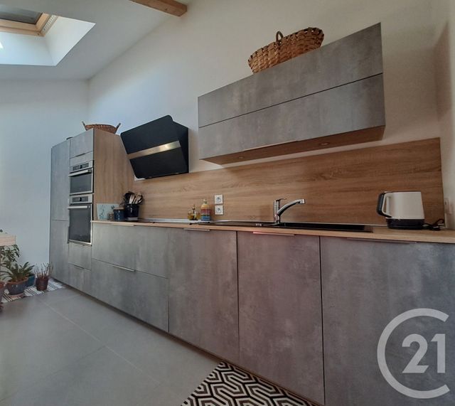 Appartement T4 à vendre - 4 pièces - 91,42 m2 - Chassieu - 69 - RHONE-ALPES