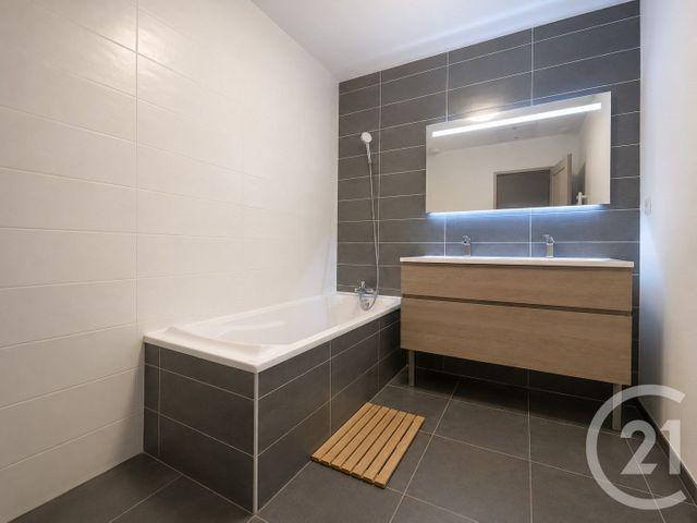 Maison &agrave; vendre - 4 pi&egrave;ces - 97 m2 - Genas - 69 - RHONE-ALPES