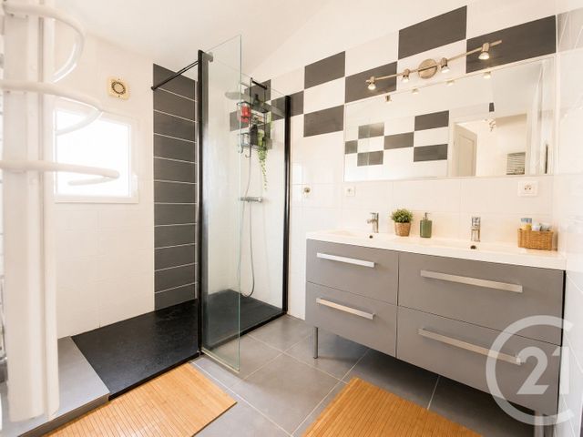 Maison &agrave; vendre - 7 pi&egrave;ces - 171 m2 - Genas - 69 - RHONE-ALPES