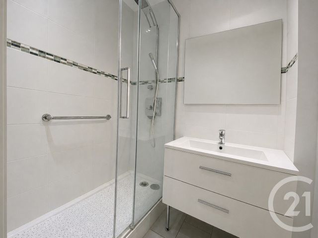 Appartement T3 &agrave; vendre - 3 pi&egrave;ces - 63,80 m2 - Genas - 69 - RHONE-ALPES