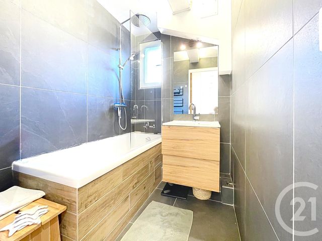 Appartement T4 &agrave; vendre - 4 pi&egrave;ces - 73,39 m2 - St Gervais Les Bains - 74 - RHONE-ALPES