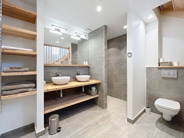 Maison &agrave; vendre - 7 pi&egrave;ces - 217,86 m2 - St Gervais Les Bains - 74 - RHONE-ALPES