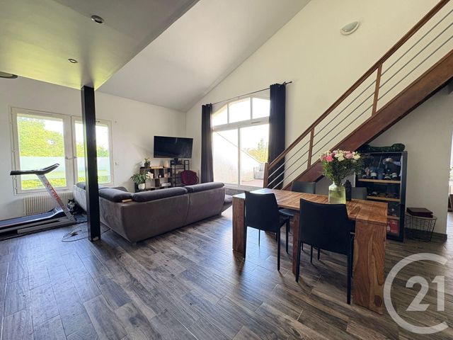 Appartement Duplex &agrave; vendre - 5 pi&egrave;ces - 90,95 m2 - Eragny Sur Oise - 95 - ILE-DE-FRANCE