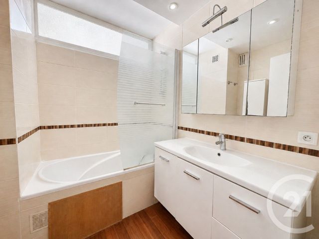 Appartement F4 &agrave; vendre - 4 pi&egrave;ces - 74,31 m2 - Nantes - 44 - PAYS-DE-LOIRE