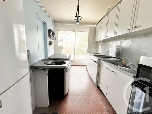 Appartement F4 à vendre - 4 pièces - 80 m2 - St Herblain - 44 - PAYS-DE-LOIRE