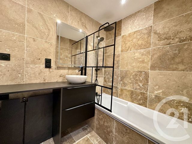 Appartement F4 &agrave; vendre - 5 pi&egrave;ces - 79,75 m2 - Nantes - 44 - PAYS-DE-LOIRE