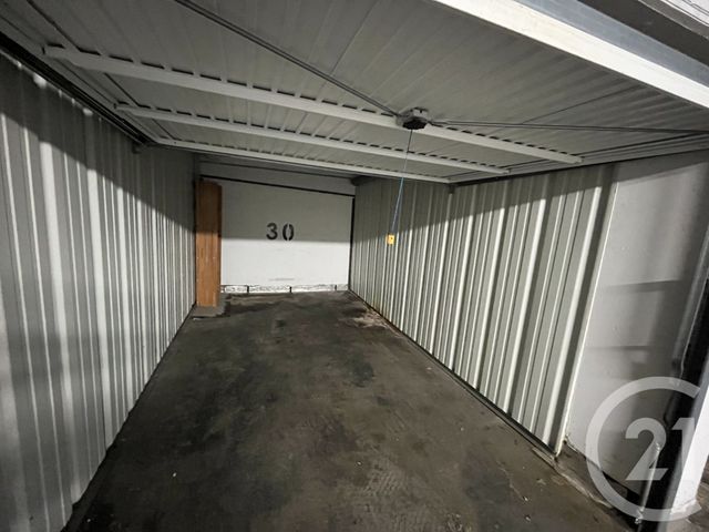 parking - NANTES - 44
