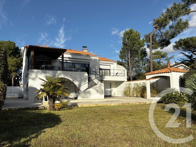 Maison à vendre - 8 pièces - 164,47 m2 - La Tranche Sur Mer - 85 - PAYS-DE-LOIRE