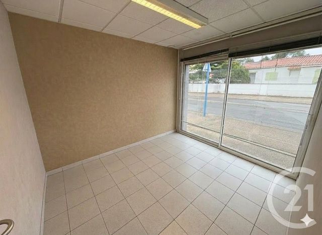 Local commercial à louer - 123.51 m2 - 85 - Vendee