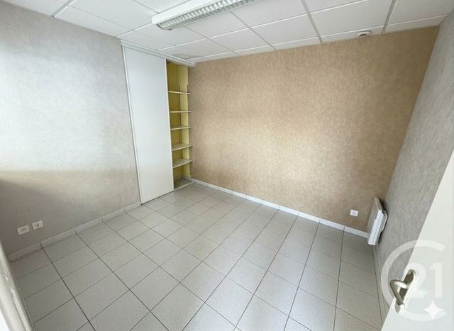 Local commercial à louer - 123.51 m2 - 85 - Vendee