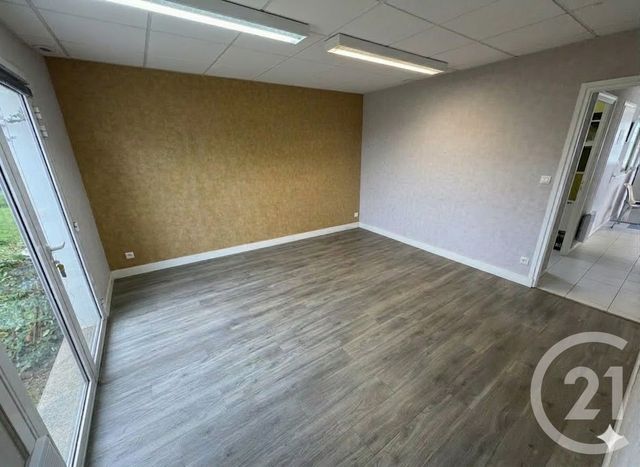 Local commercial à louer - 123.51 m2 - 85 - Vendee