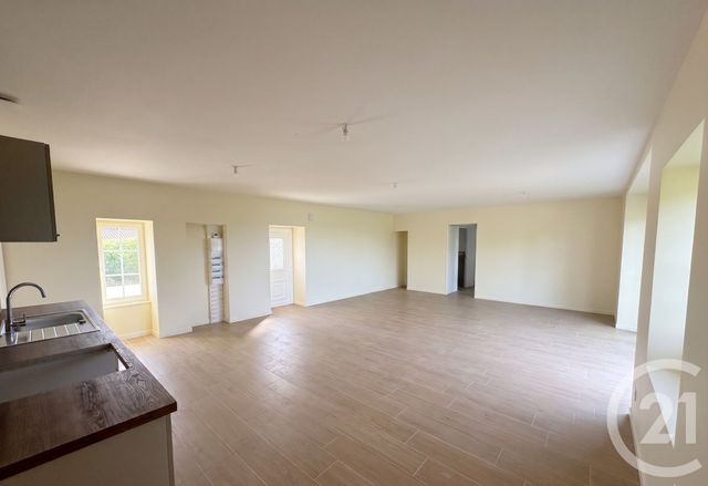 Maison &agrave; louer - 6 pi&egrave;ces - 126 m2 - St Denis Du Payre - 85 - PAYS-DE-LOIRE