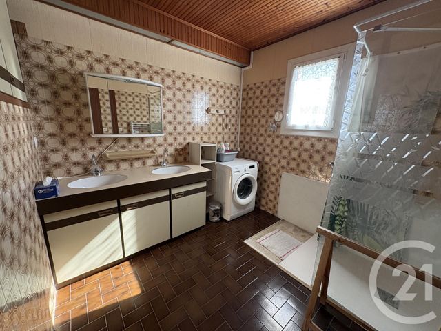 Maison &agrave; louer - 6 pi&egrave;ces - 135,74 m2 - La Tranche Sur Mer - 85 - PAYS-DE-LOIRE