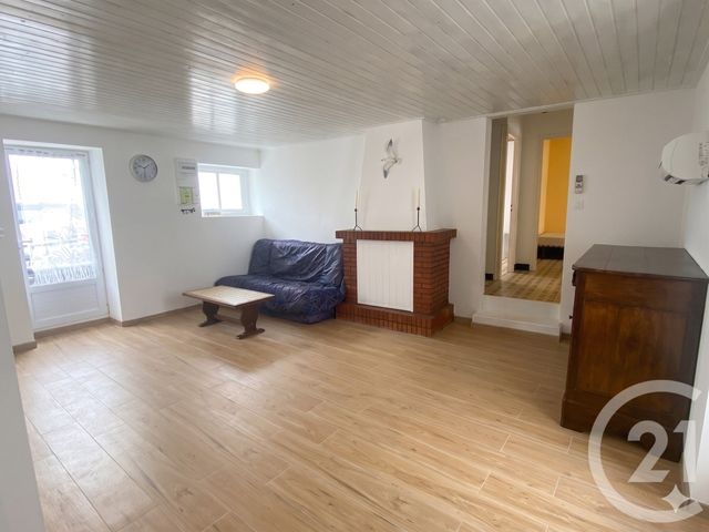 Maison &agrave; louer - 3 pi&egrave;ces - 72 m2 - La Tranche Sur Mer - 85 - PAYS-DE-LOIRE