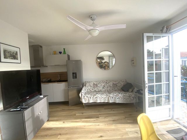 Appartement T3 &agrave; louer - 3 pi&egrave;ces - 38,69 m2 - La Tranche Sur Mer - 85 - PAYS-DE-LOIRE