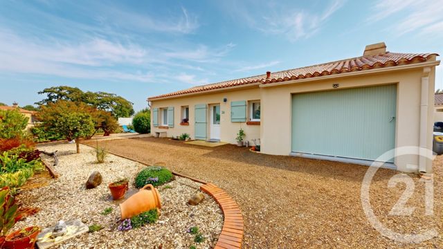 Maison 4 pièces 91 m² · à Angles · 90,7 m² · 327 900 €