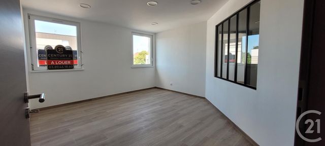 Bureaux à louer - 115.0 m2 - 68 - Haut-Rhin
