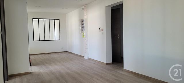 Bureaux à louer - 115.0 m2 - 68 - Haut-Rhin