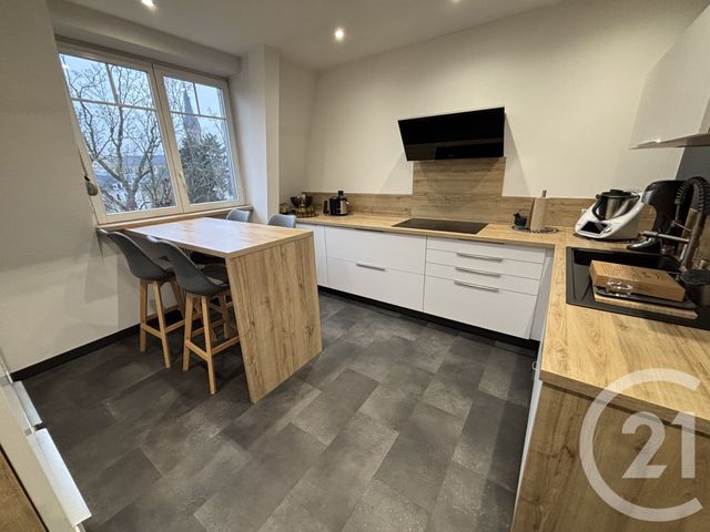 Appartement F4 &agrave; louer - 4 pi&egrave;ces - 123 m2 - Mulhouse - 68 - ALSACE