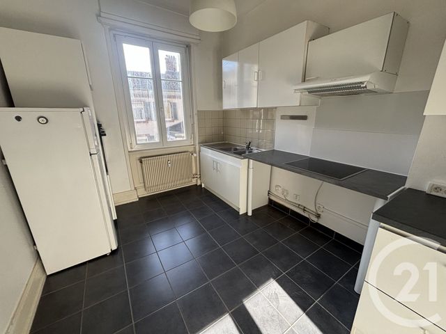 Appartement F4 &agrave; louer - 3 pi&egrave;ces - 88 m2 - Mulhouse - 68 - ALSACE