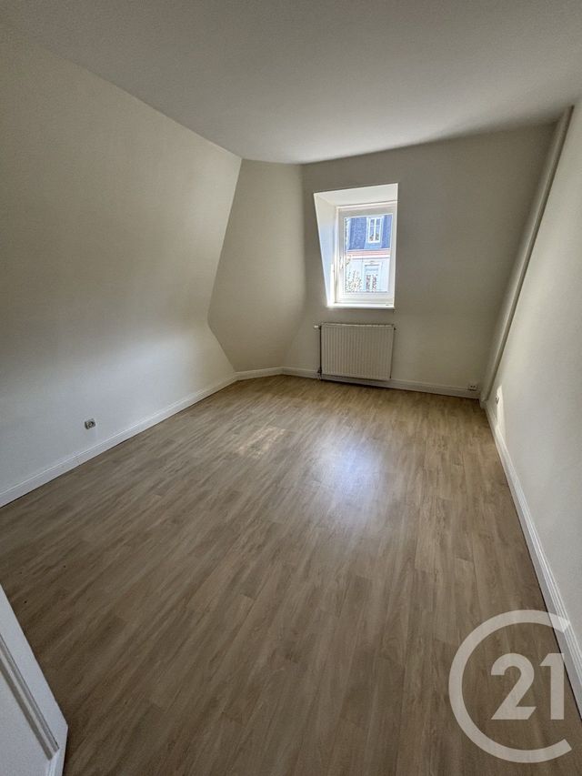 Appartement Duplex à louer - 4 pièces - 107,70 m2 - Mulhouse - 68 - ALSACE