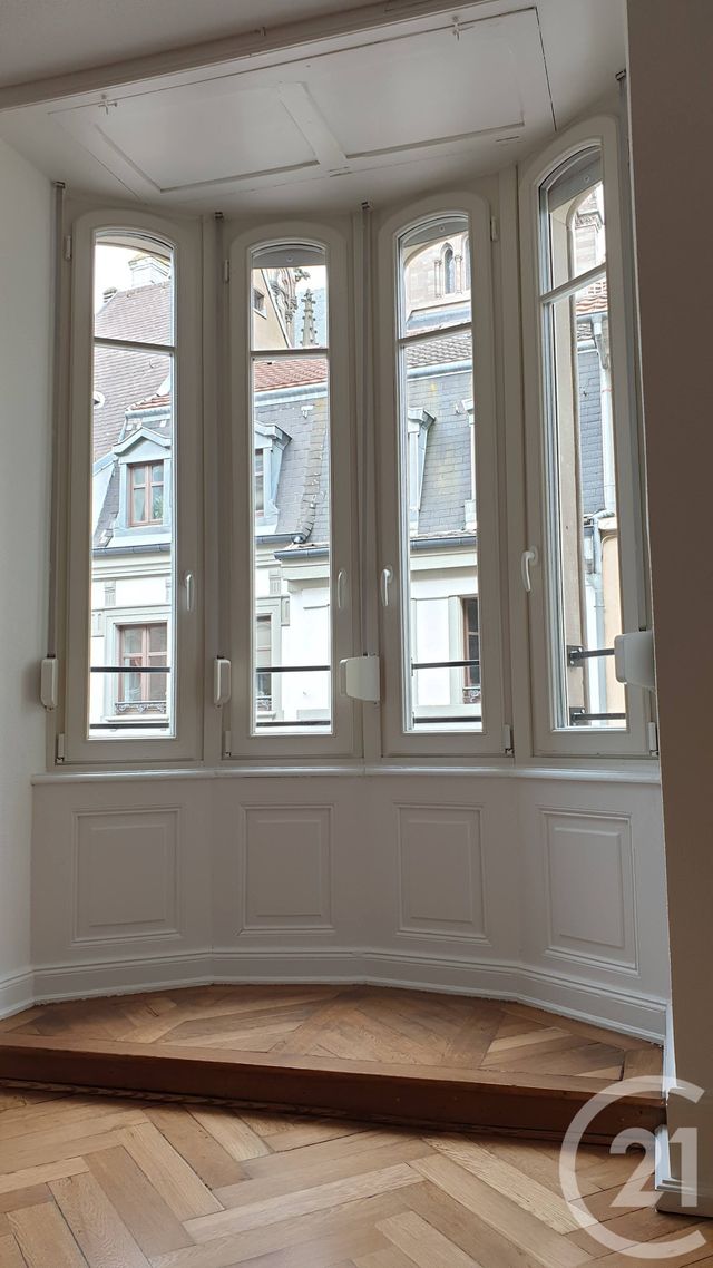 Appartement F4 &agrave; louer - 4 pi&egrave;ces - 130,89 m2 - Mulhouse - 68 - ALSACE