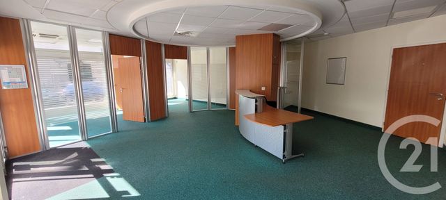 Local commercial à louer - 135.26 m2 - 68 - Haut-Rhin