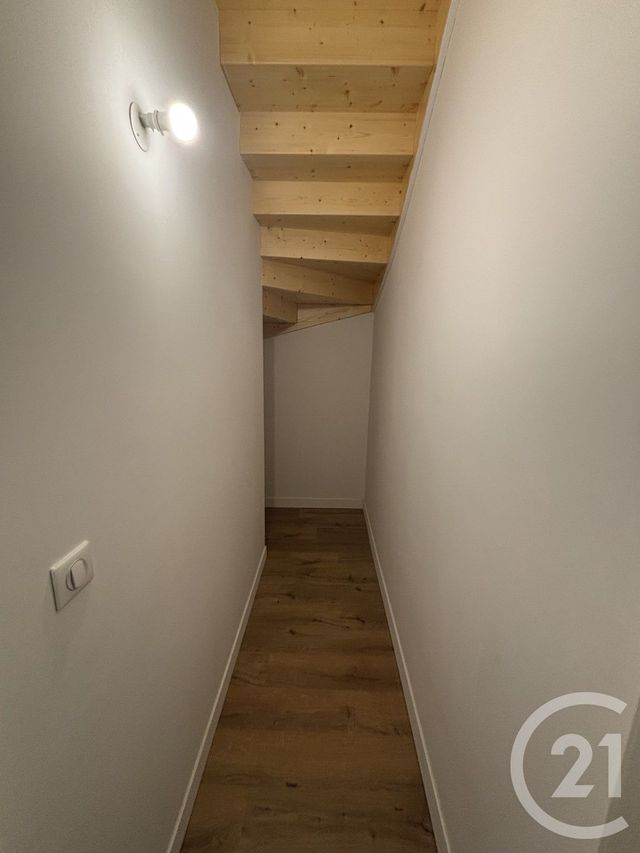 Appartement Duplex &agrave; louer - 3 pi&egrave;ces - 67,73 m2 - Mulhouse - 68 - ALSACE