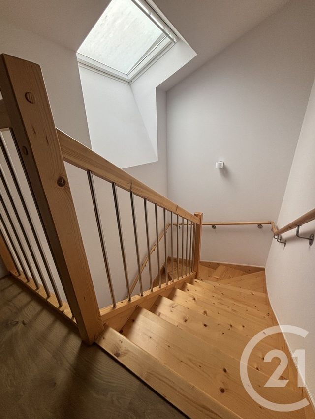 Appartement Duplex &agrave; louer - 3 pi&egrave;ces - 67,73 m2 - Mulhouse - 68 - ALSACE